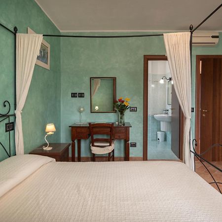 B&B Villa Barbarossa Petrignano Extérieur photo